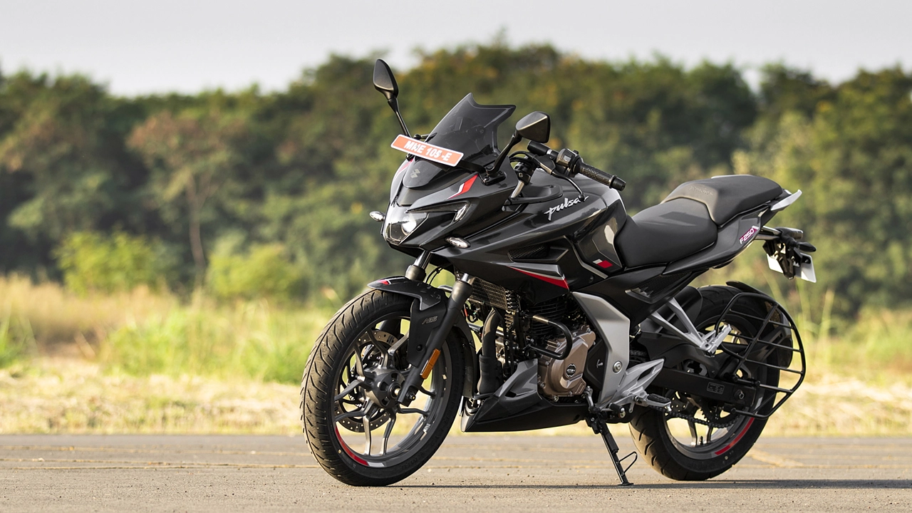 Bajaj Pulsar F250 Review: Exploring the Commuter Bike in 2024