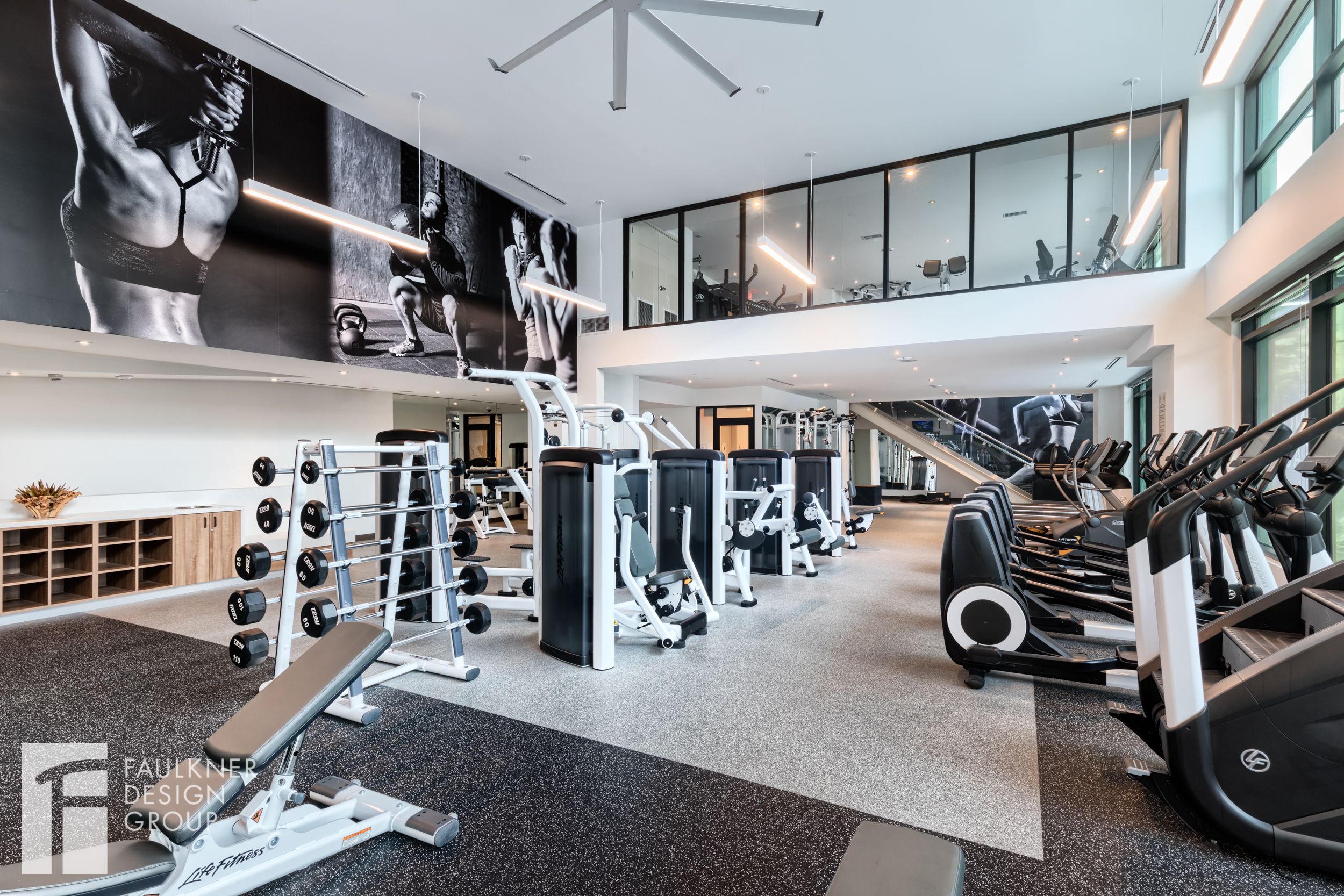 Improve Your Tips For Designing the Gym Interior Design.